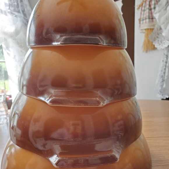 Vintage pyrex bowls - Picture 2 of 4